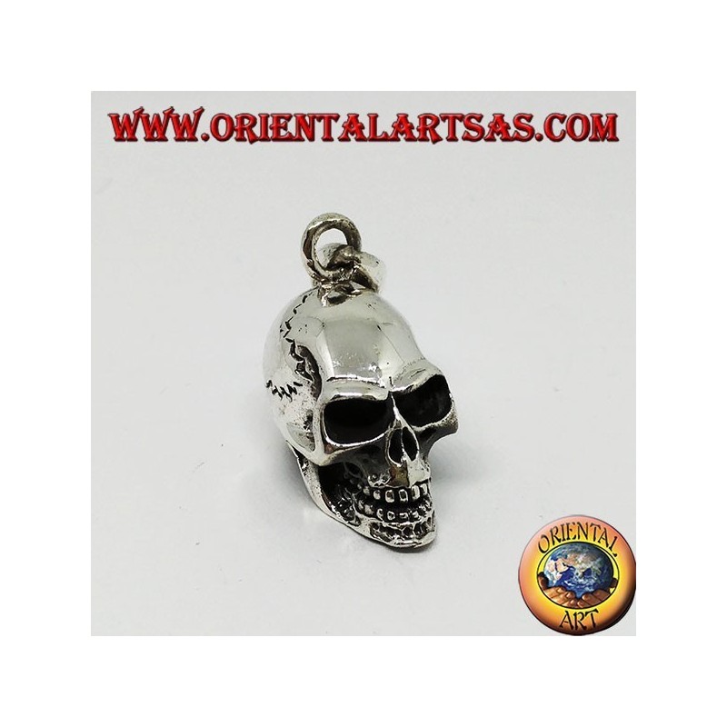 Skull pendant in 925 silver, homo sapiens.