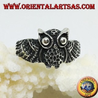 Silver ring in the shape of an owl owl