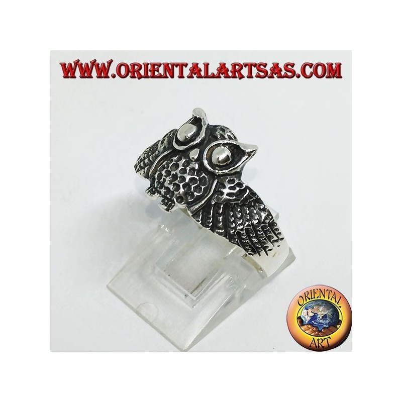 Silver ring in the shape of an owl owl