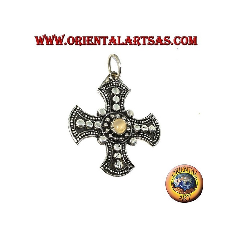 Colgante de plata, cruz celta con piedra de luna adularia.