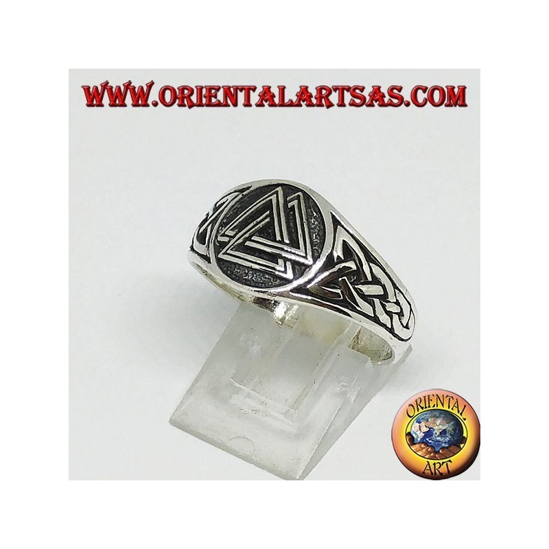 Bague en argent avec valknut et armure celtique d'Odin sur les côtés