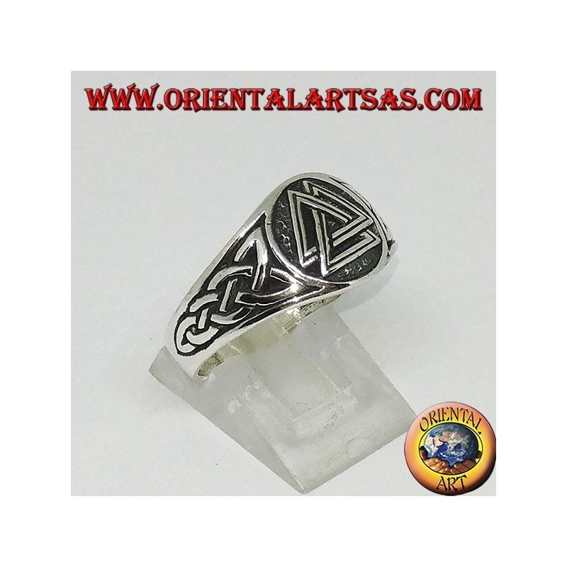 Bague en argent avec valknut et armure celtique d'Odin sur les côtés