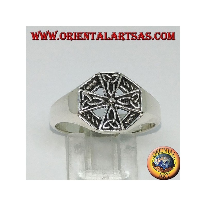Bague croix celtique en argent avec noeuds tyrone