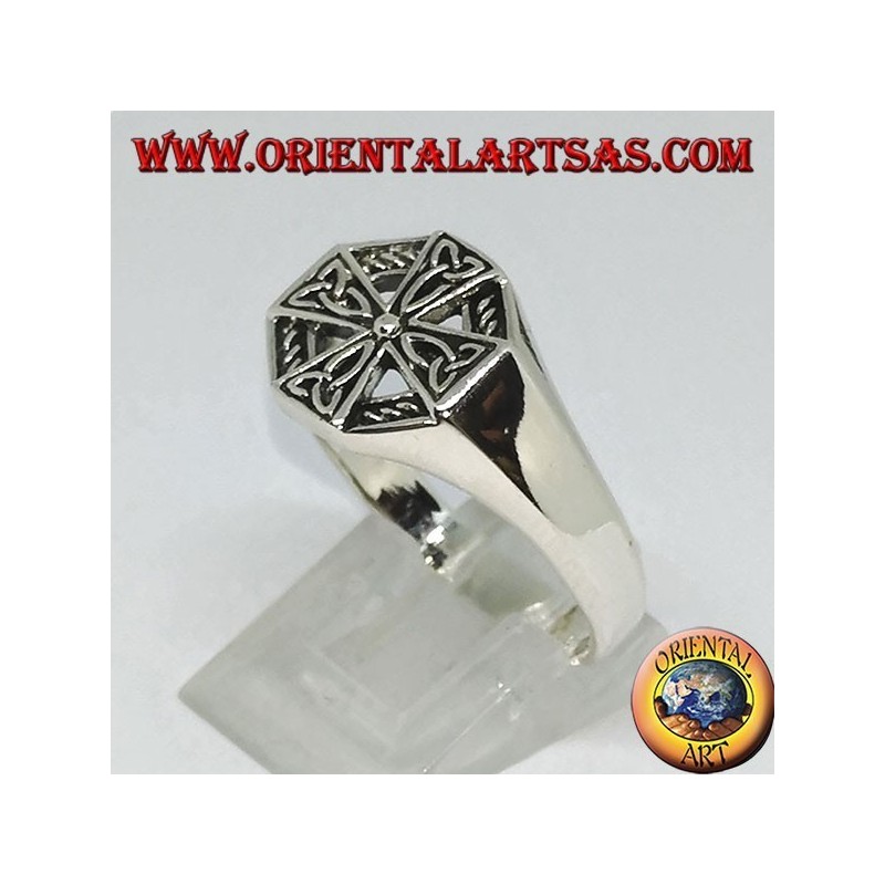 Bague croix celtique en argent avec noeuds tyrone