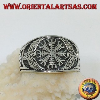 Bague en argent avec un tissage aegishjalmur et celtique sur les côtés