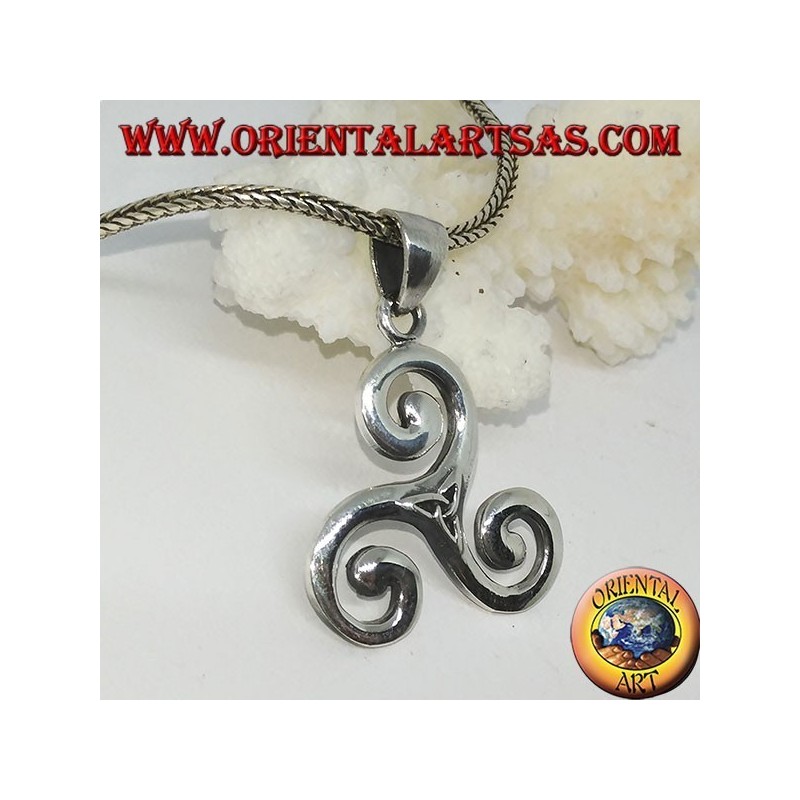 Triskele pendentif en argent, triskell, triquetra, triskelion avec noeud tyrone