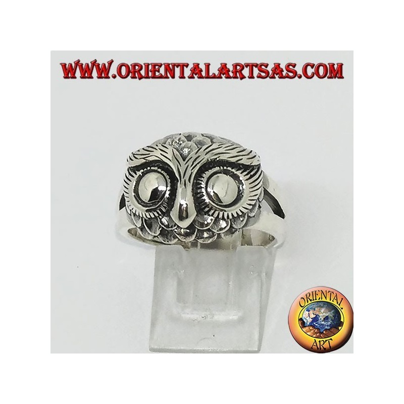 Bague en argent avec tête de hibou et grands yeux