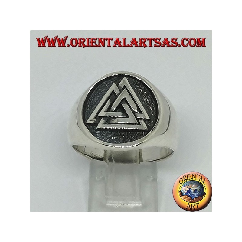 Bague en argent avec le sceau du nœud valknut d'Odin