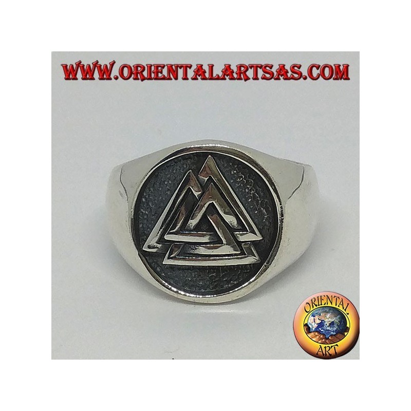 Bague en argent avec le sceau du nœud valknut d'Odin