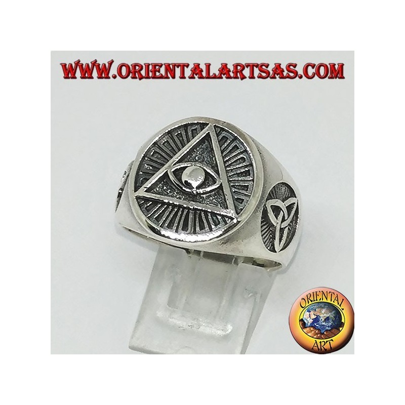 Silver ring of the illuminated pyramid with tyrone knot on the sides