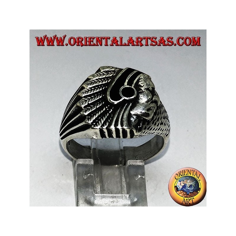 Silver ring with Indian (Native of America) with onyx