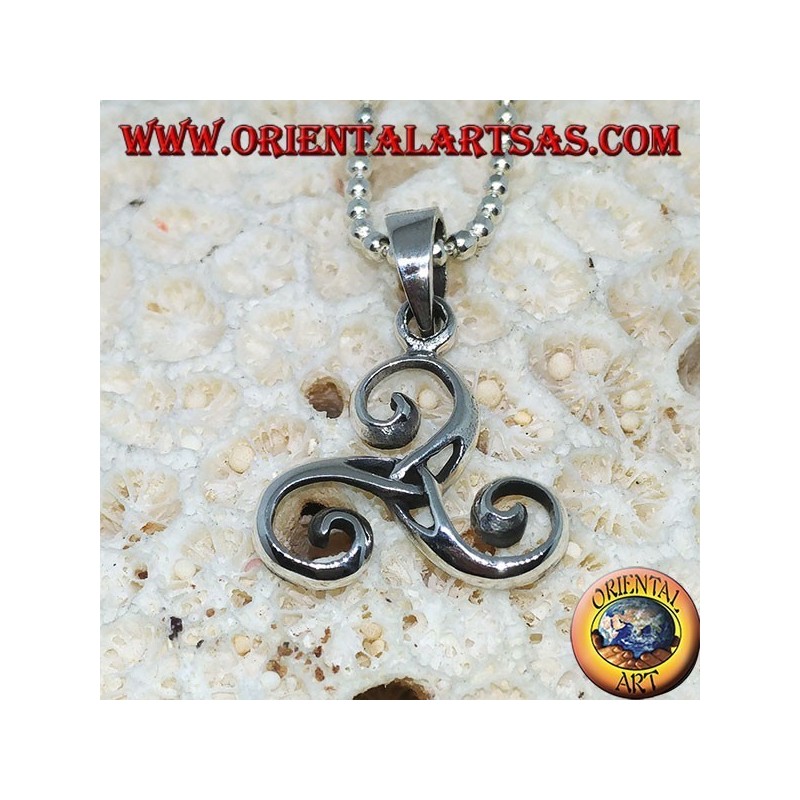 Ciondolo in argento Triskele, triskell, triskelion con nodo di tyrone al centro