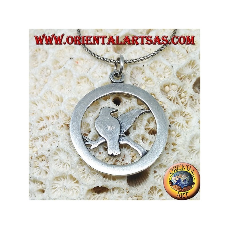 Ciondolo in argento i corvi di Odino Huginn e Muninn   circondatto da rune