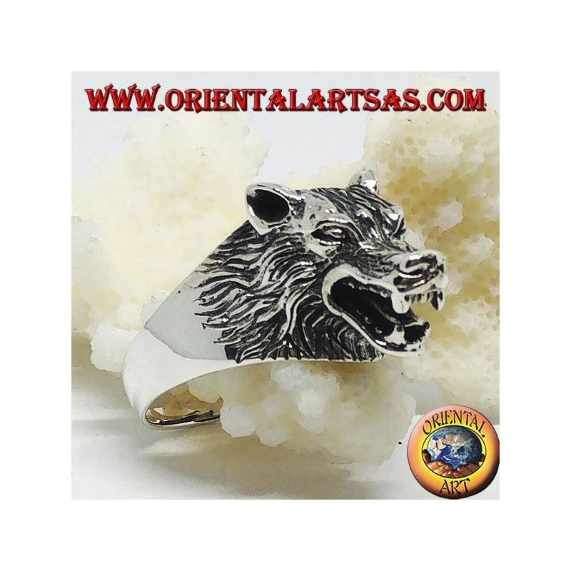 Bague en argent, avec une tête de loup qui grogne