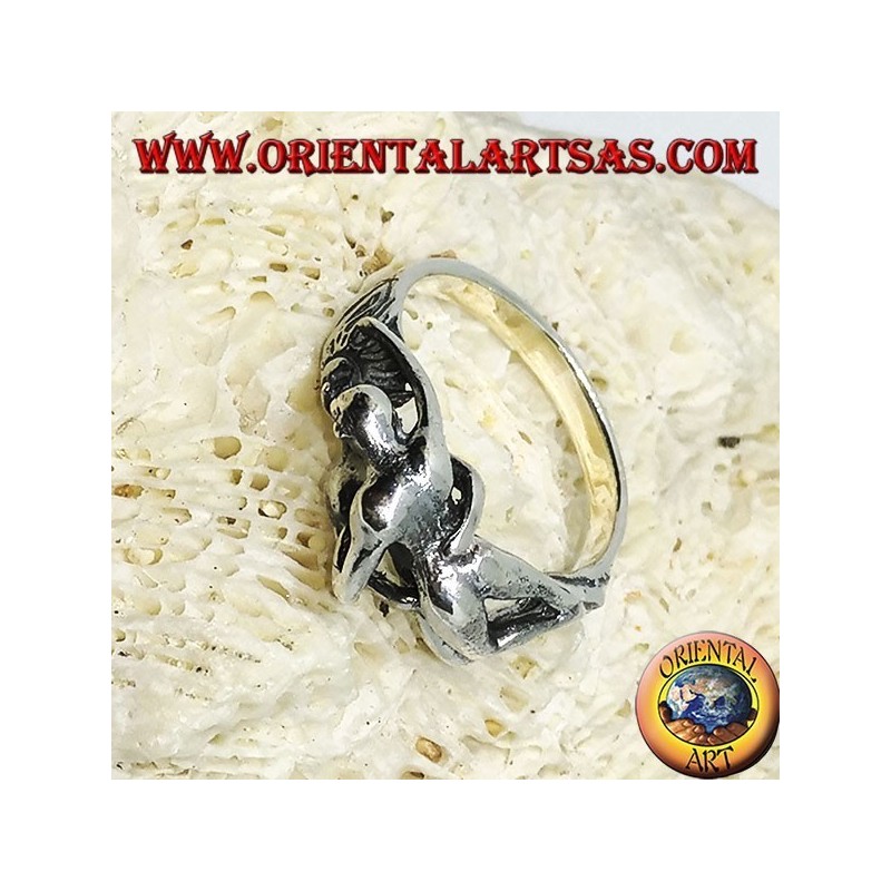 Anello in argento del Kamasutra erotico, la posizione del missionario sul fianco