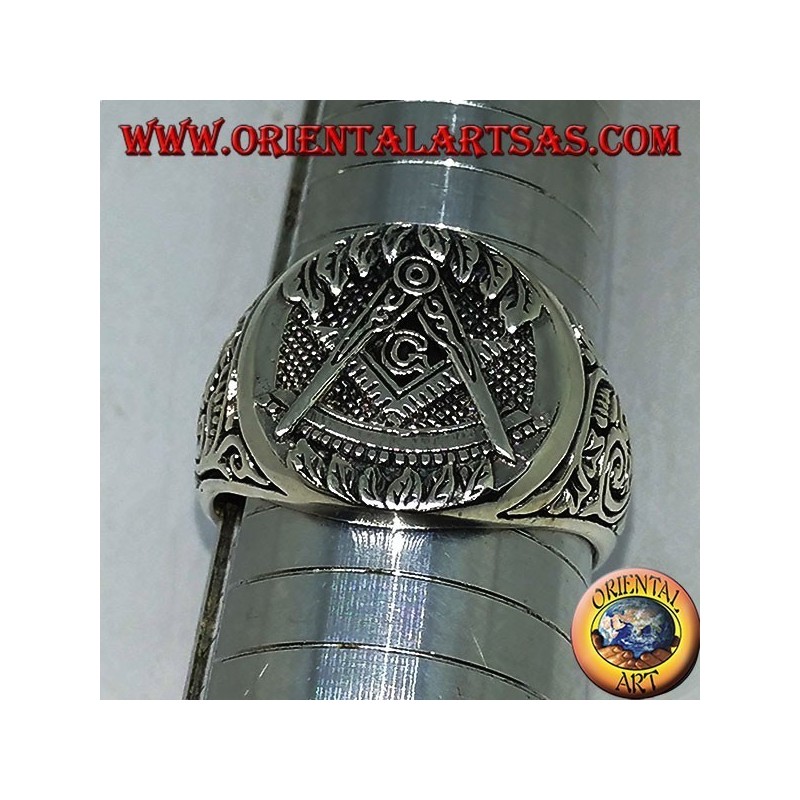 Anello d'argento,simbolo massone squadra compasso e G