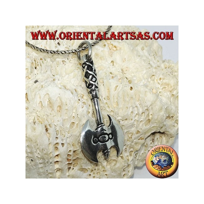 Colgante de plata, hacha vikinga doble.