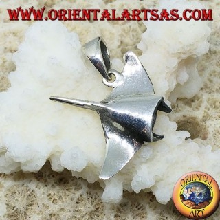 Silver manta pendant, symbol of elegance and beauty of the soul