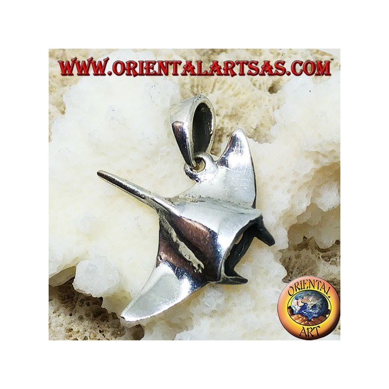 Pendentif manta en argent, symbole de l'élégance et de la beauté de l'âme