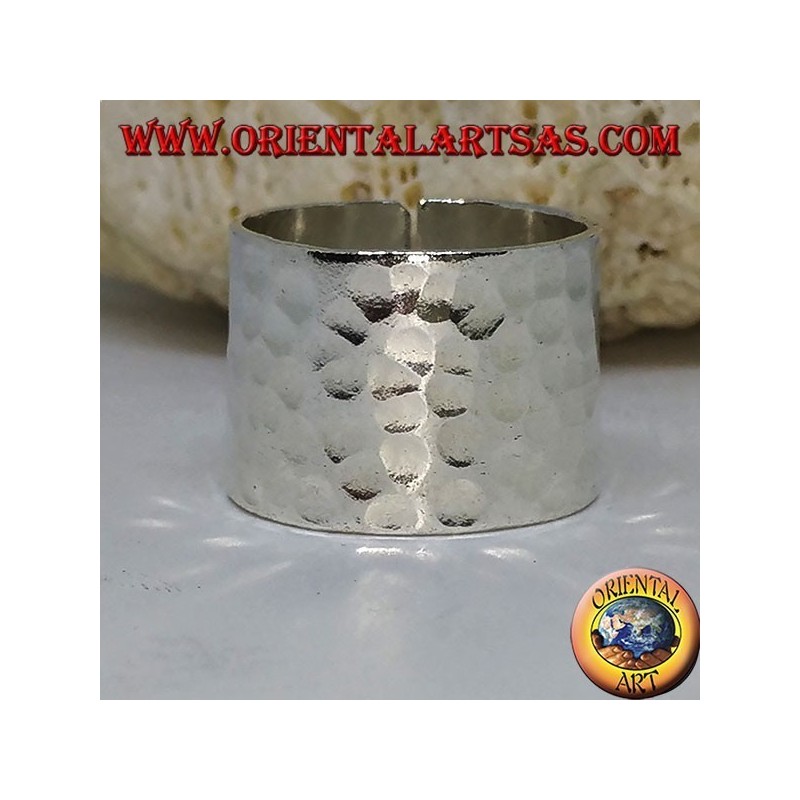 Wide band ring in silver, hammered 16 mm. hand made