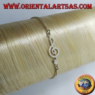 Soft silver bracelet with a treble clef in the center