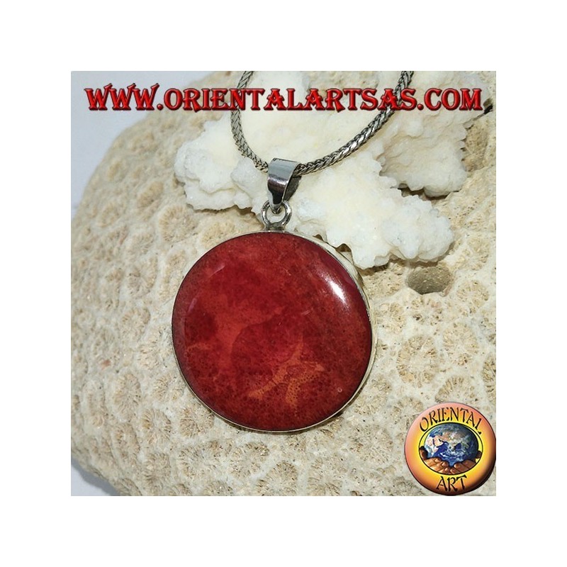 Ciondolo in argento con madrepora rossa (corallo) tonda incastonato