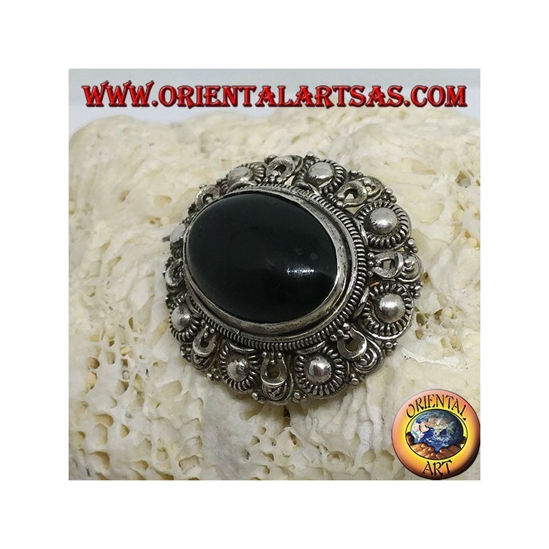 Handgemachte Silberbrosche mit ovalem Onyx