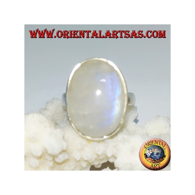 Anello in argento con Pietra di luna arcobaleno ovale incastonata semplice