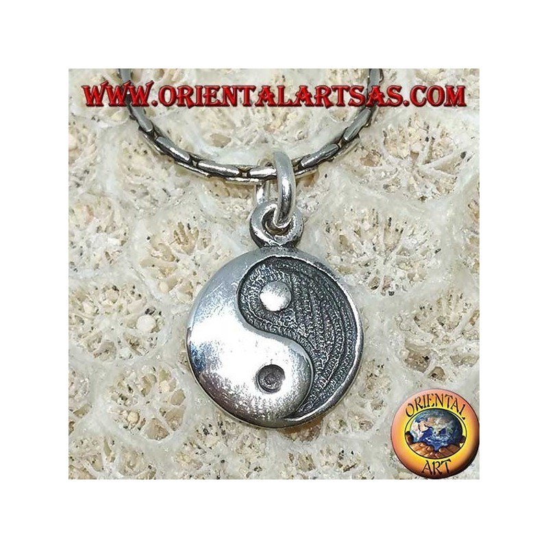 Silver pendant yin yang low relief Tao, The Taijitu (T'ai Chi T'u)