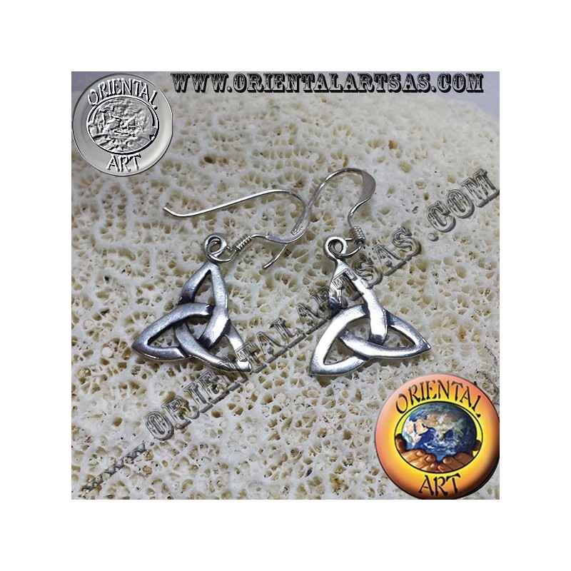 Boucle d'oreille noeud celtique triquetra
