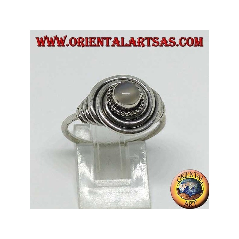 Anello in argento a filo con Pietra di luna (adularia) tonda