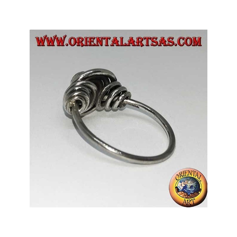 Anello in argento a filo con Pietra di luna (adularia) tonda