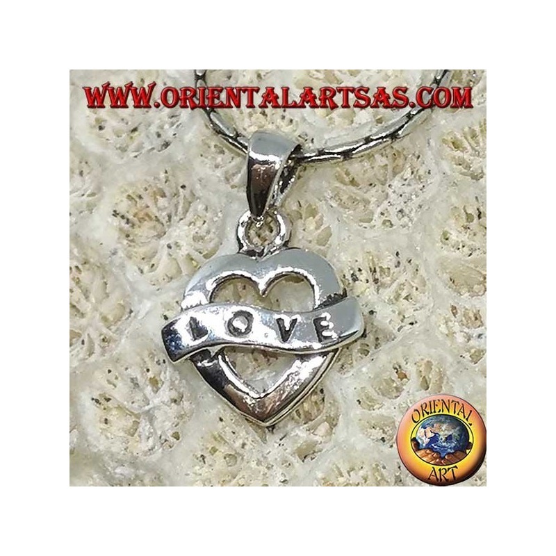 Pendentif en argent en forme de coeur avec gravure Love