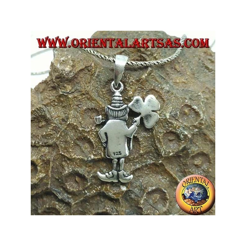 Ciondolo in argento porta fortuna lo gnomo con il trifoglio