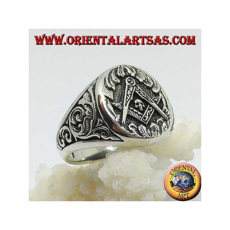 Bague en argent, boussole équipe symbole Mason et le crâne