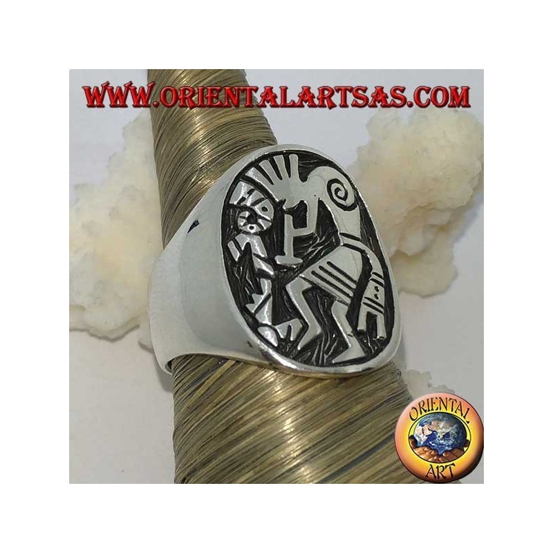 Silver Kokopelli bas-relief ring, symbol of happiness