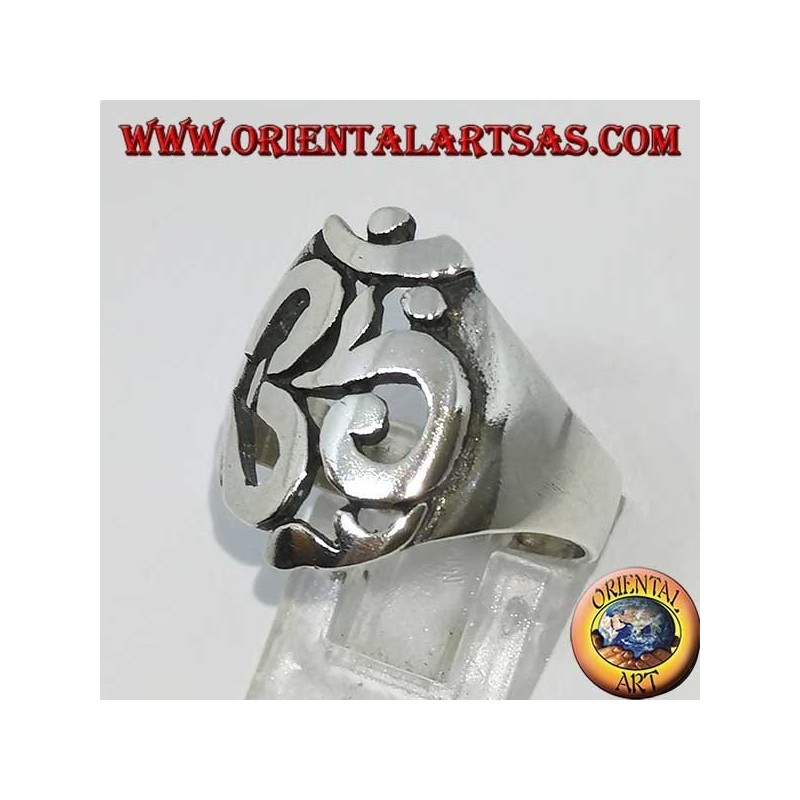 Anillo de plata con Aum u Om (ॐ) letra sagrada del hinduismo