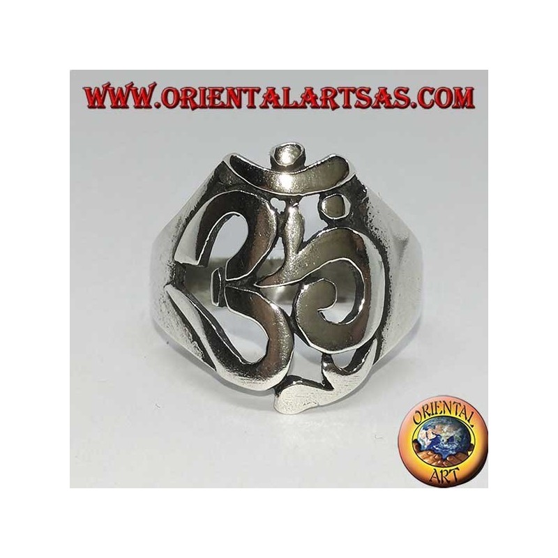 Silver ring with Aum or Om (ॐ) sacred letter of Hinduism