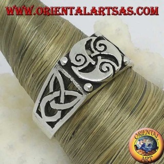 Silver ring with triskele three spirals and Tyrone knots on the sides
