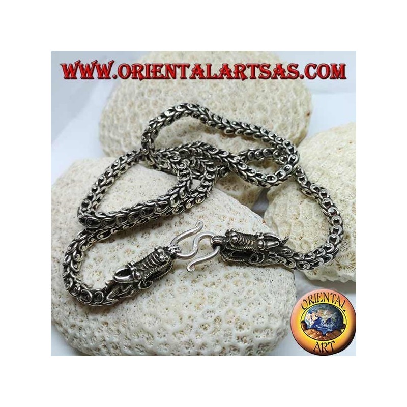 Collier en argent, dragon, deux têtes de dragon avec une chemise en maille