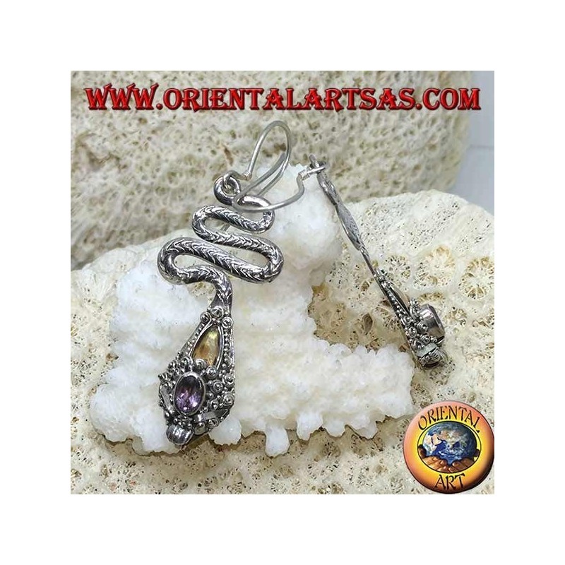 Boucles d'oreilles en argent en forme de cobra avec améthyste ovale à facettes et feuille d'or