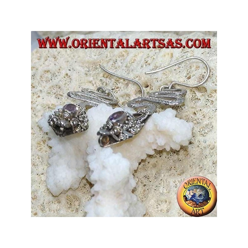 Boucles d'oreilles en argent en forme de cobra avec améthyste ovale à facettes et feuille d'or