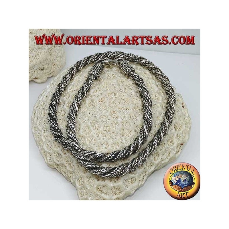 Twisted silver necklace (45 cm long, 6 mm thick)