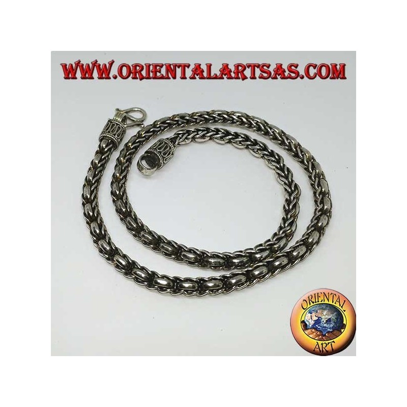Collier, tresse et bagues en argent (longueur 45 cm, épaisseur 5,8 mm)