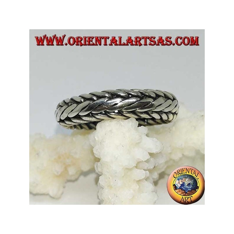 Bague en argent avec bande tissée à la main
