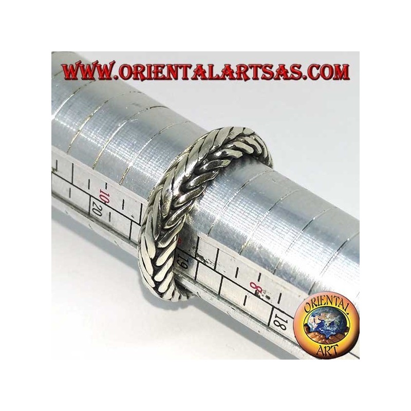 Bague en argent avec bande tissée à la main