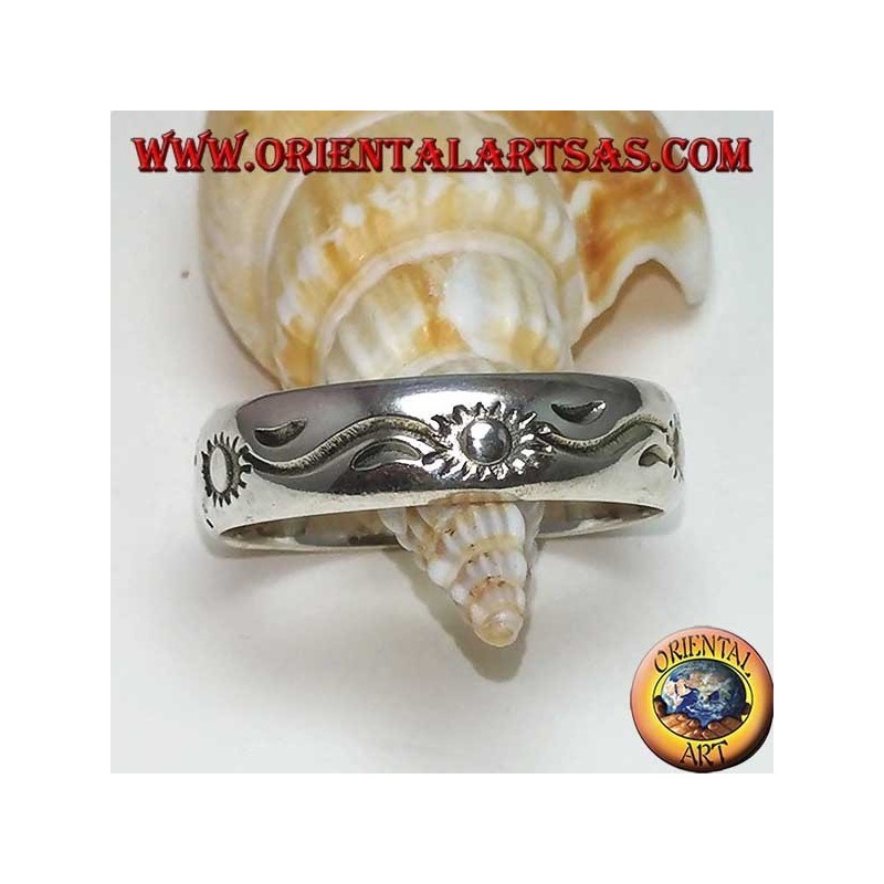 Silver ring inlaid with sun and alternating waves