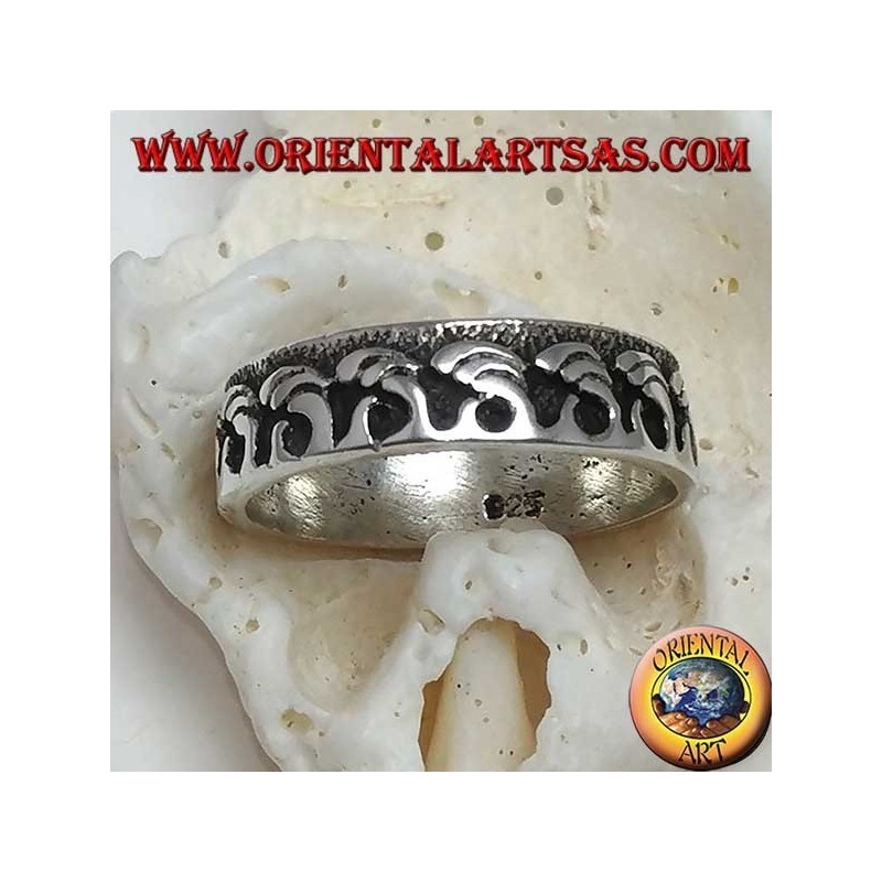 Bague en argent, vagues de la mer en bas-relief