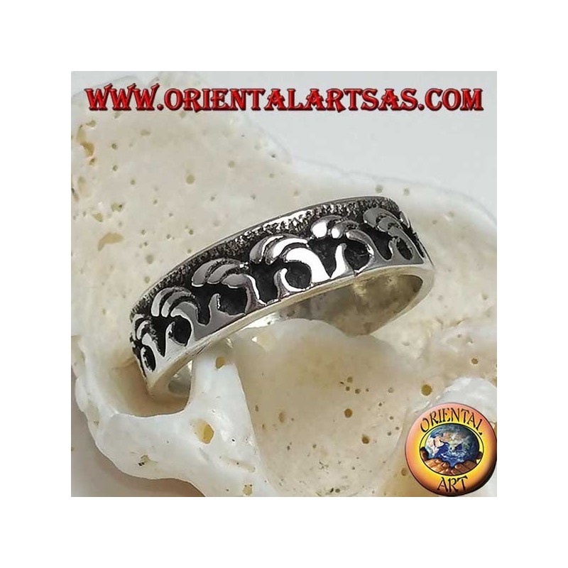 Bague en argent, vagues de la mer en bas-relief