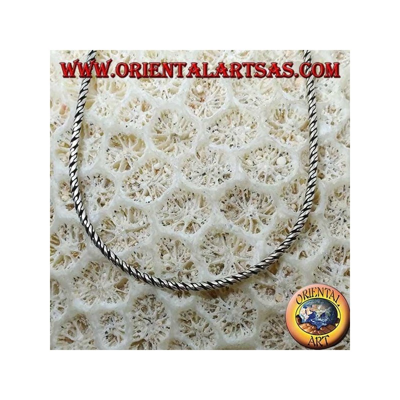 Collar de plata, serpiente retorcida de 45 cm.